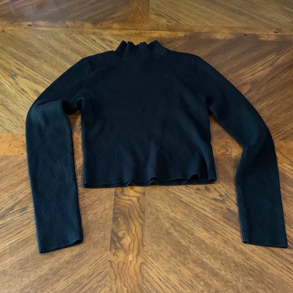 H&M Divided black mock neck